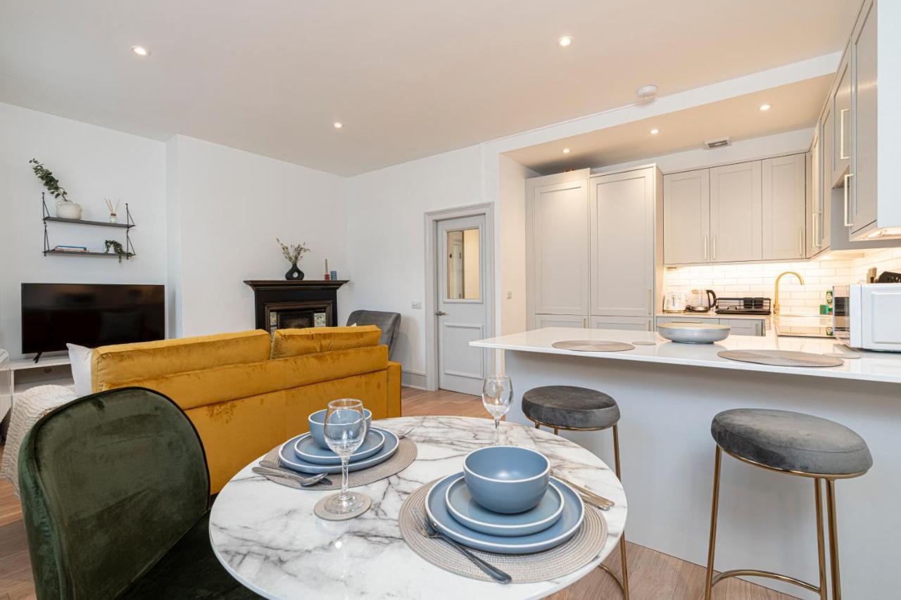 Stylish 1 Bed Flats In Soho, Next To Piccadilly Circus And Trafalgar Square London Exteriör bild